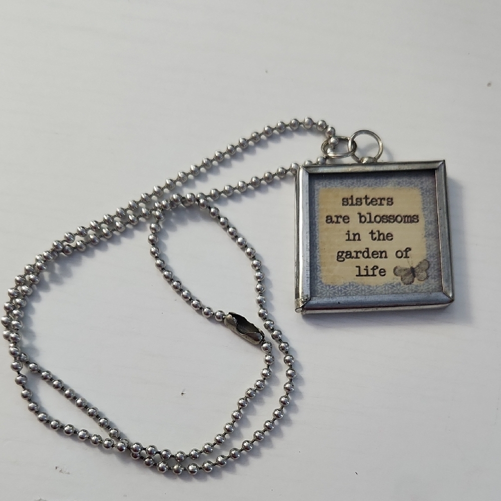 Silver Inspirational Sister Necklace